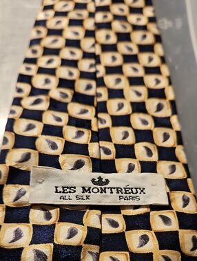 Men's Silk Tie in Navy and Gold Les Montreux All Silk Paris V45